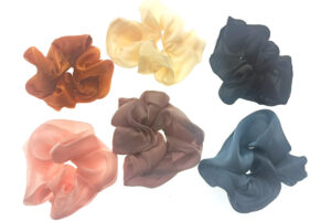 Fermacoda grande in organza