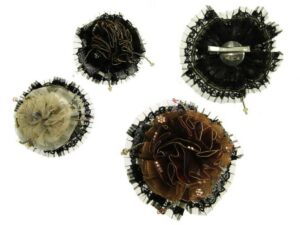 Becco/spilla maxi coccarda fiore