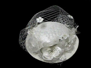 Cappellino tessuto perle e strass Acconciatura da cerimonia