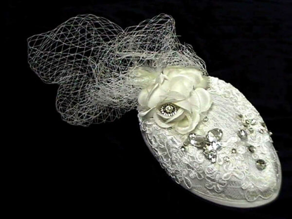 Cappellino fiori perle e strass Acconciatura da cerimonia