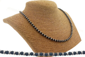 Collana acciaio uomo con pietre onice e rondelle acciaio da 4 mm.