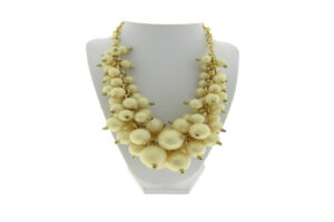 Collana perle satinate a grappolo