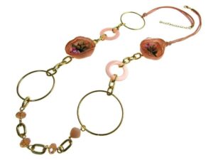 Collana lunga cerchi metallo con fiori tessuto e cristalli