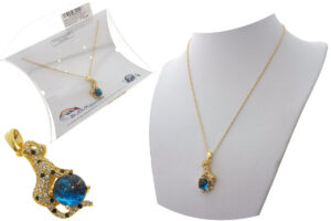 Catenina acciaio dorato con ciondolo animalier strass