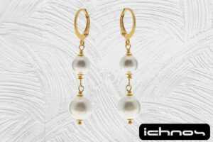 Orecchino acciaio pendente dorato con perle da 6 e 8 mm.chiusura tonda con molletta
