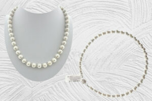 Collana perle mm. 8 con rondelle acciaio e chiusura calamita sfera zirconi