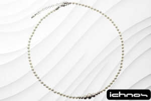 Collana perle mm. 4 con centrale 7 sfere acciaio