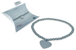 Bracciale elasticizzato sfere acciaio mm. 4 con ciondolo cuore