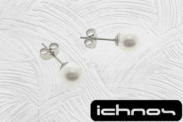Orecchino perno acciaio con perla mm. 6
