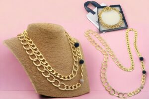 Collana lunga 2 maglie alluminio oro con pietre e sfera strass